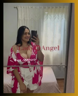 I am Divya , Big Boob escort from Delhi