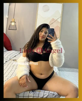 I am Natasha, Big Boob escort from Pune