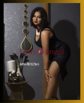I am Ridhi, Big Boob escort from Bangalore