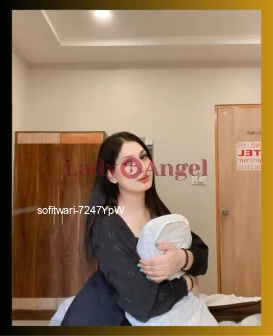 I am sofitwari, Mature escort from Delhi