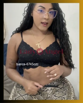 I am Bianca, African escort from Pune